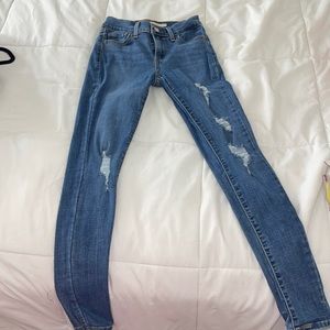 Levi’s skinny jeans